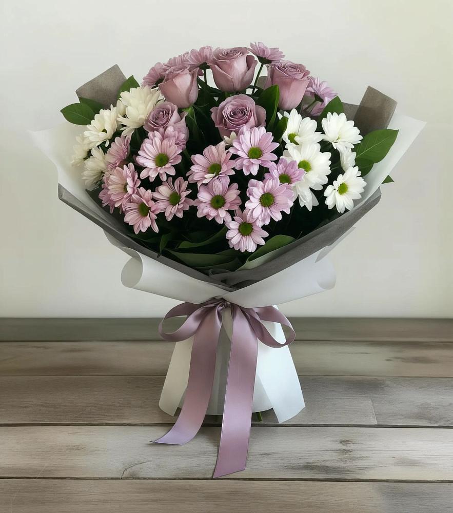 Букет цветов из: Хризантемы и Розы в Сосновом Бору