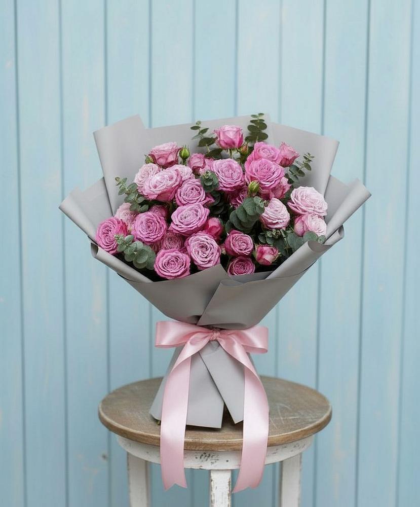 Букет цветов из: Розы в Сосновом Бору