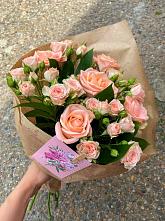 Букет цветов из:  Розы #REPLACE_PRED# Сосновом Бору