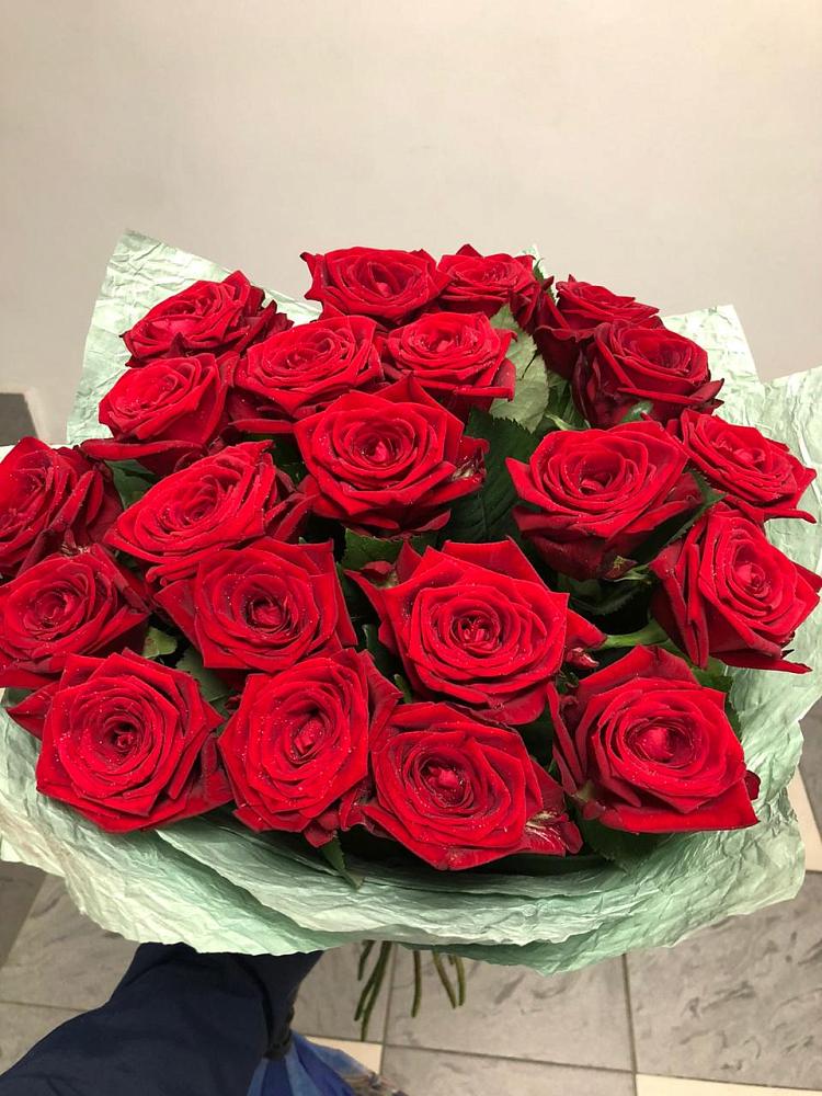 Розы Классика в Сосновом Бору Букет Классика в Сосновом Бору