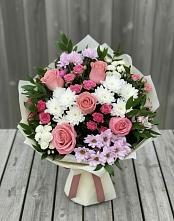 Букет цветов из:  Альстромерии, Гвоздики, Розы и Хризантемы в Сосновом Бору