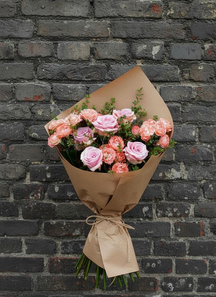 Букет цветов из: Розы в Сосновом Бору