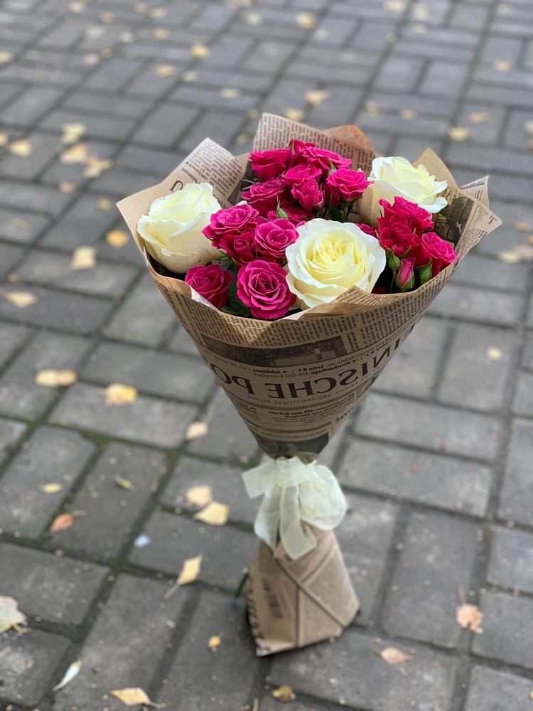 Букет цветов из: Розы в Сосновом Бору