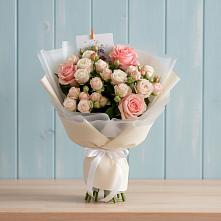 Букет цветов из:  Розы #REPLACE_PRED# Сосновом Бору