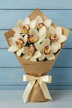 Букет цветов из:  Орхидеи и Розы в Сосновом Бору